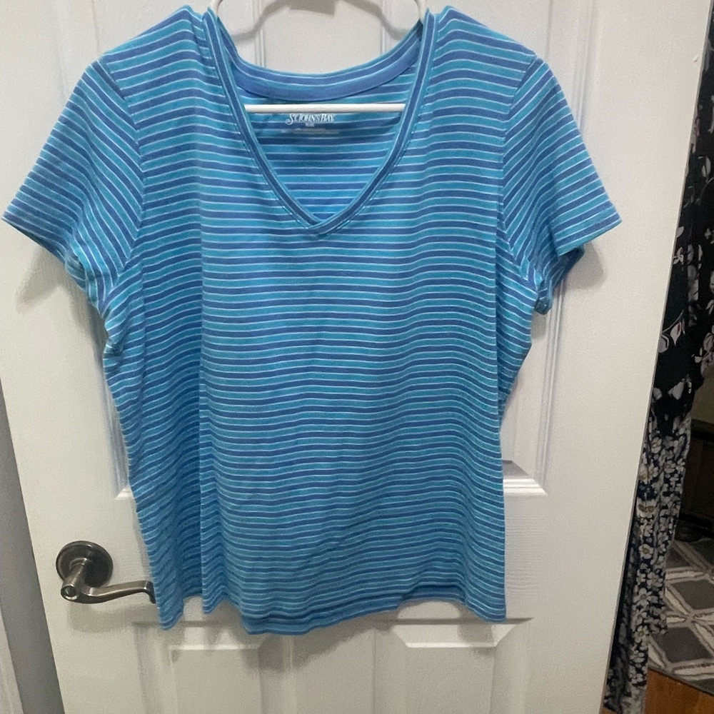 St. John's Bay Blue V-Neck Fitted Tee